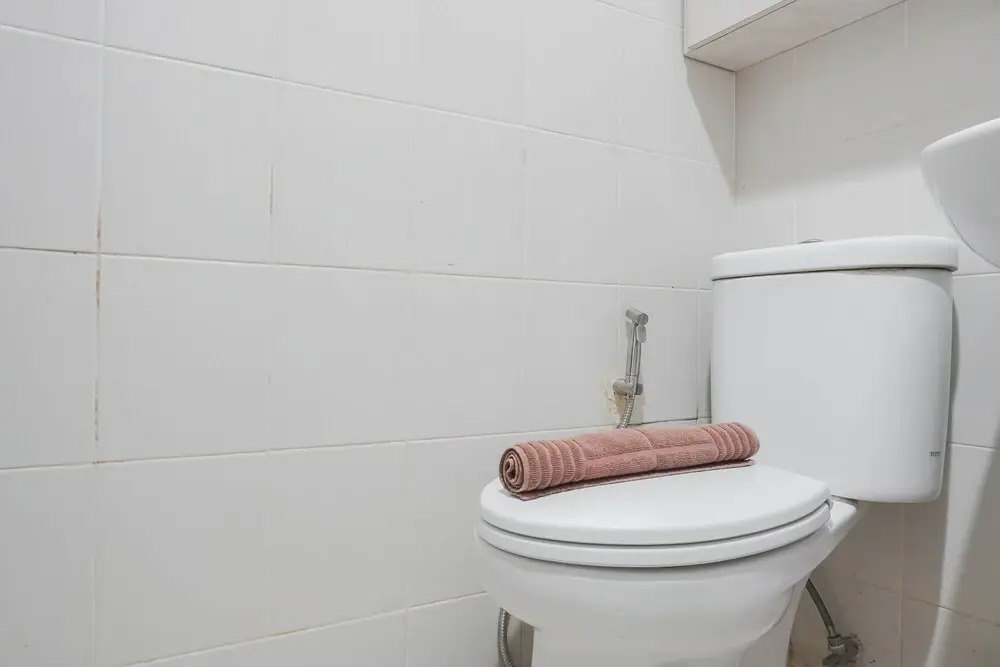 Homey And Relax Studio Apartment At Cervino Village Residence
