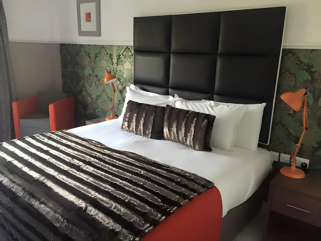 Needham House Hotel