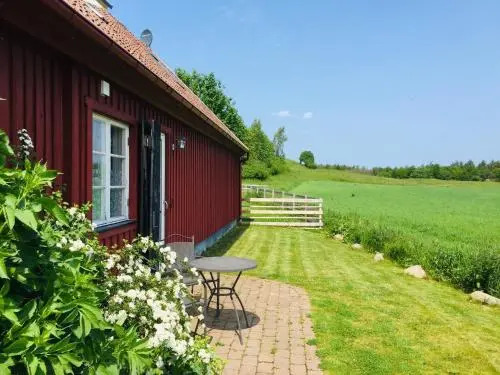 Red Bird Farm