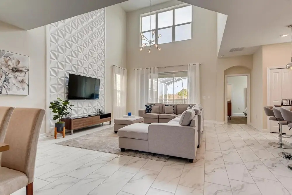 8923 CC - Fabulous 5BR Single Family: Sleeps 12 - Private Pool -