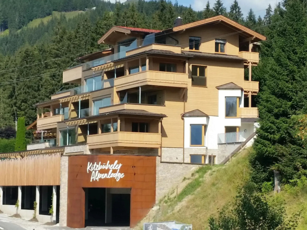Kitzbüheler Alpenlodge Top A7 with private infrared cabin