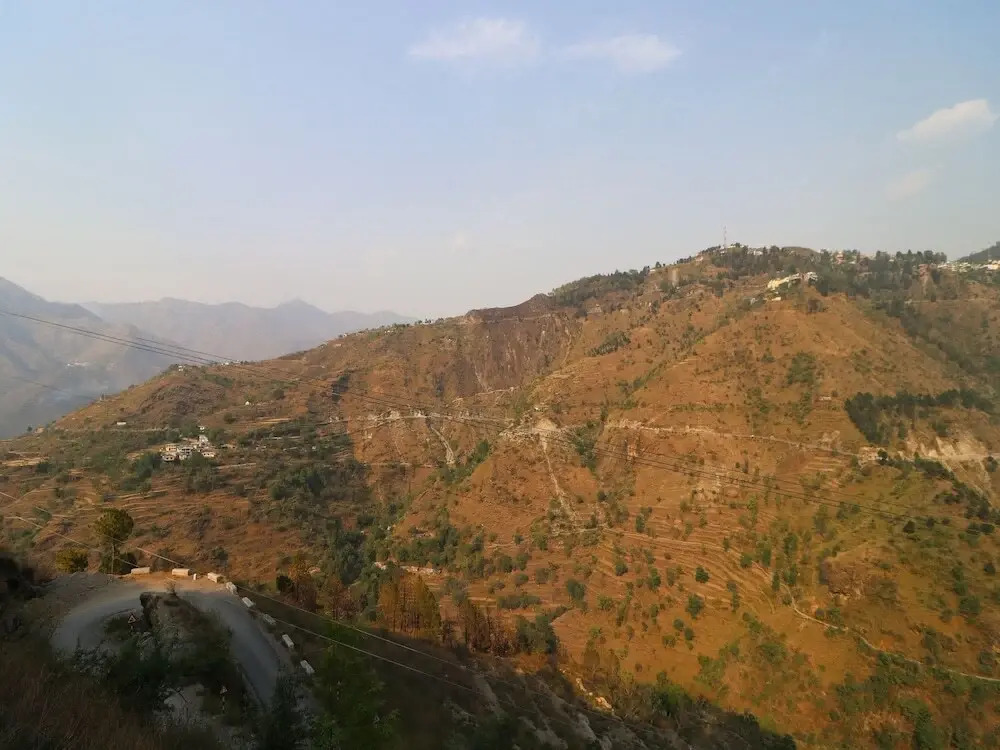 OYO 14003 Home Valley View 1BHK Kempty Fall