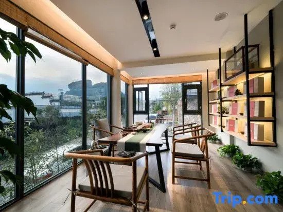 Wuyishan Xiyinshanfang Villa