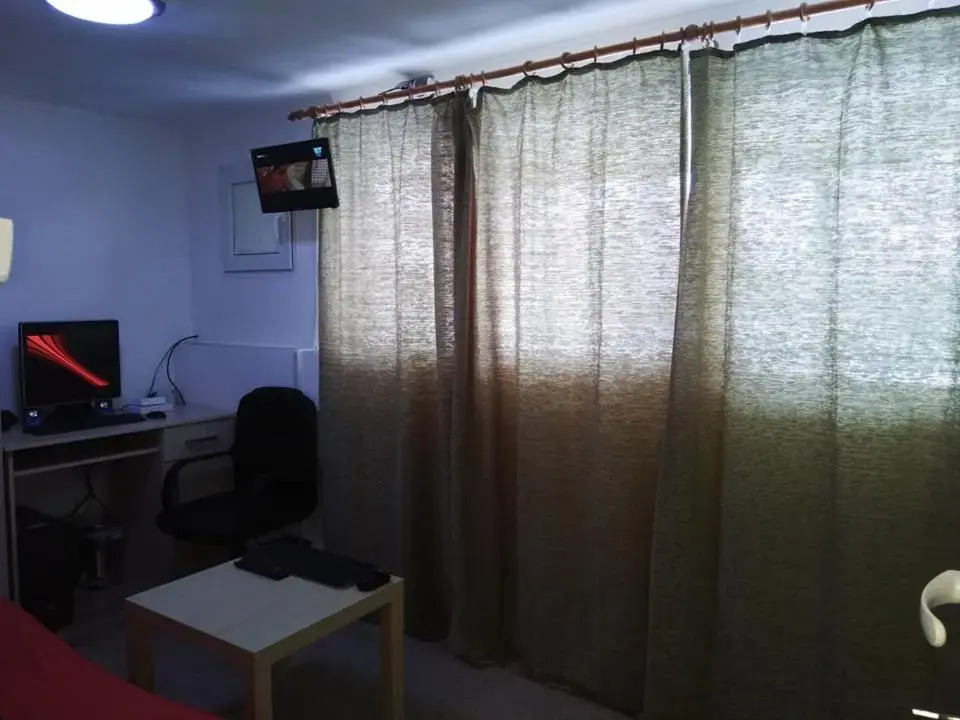 Friendly House - Self Check-In
