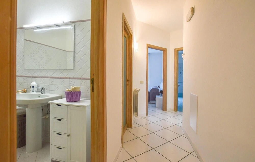 Nice Apartment in Ischia With 3 Bedrooms and Wifi