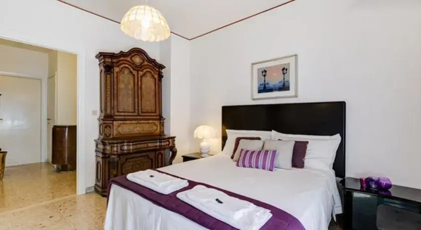 Rome Guest Suite