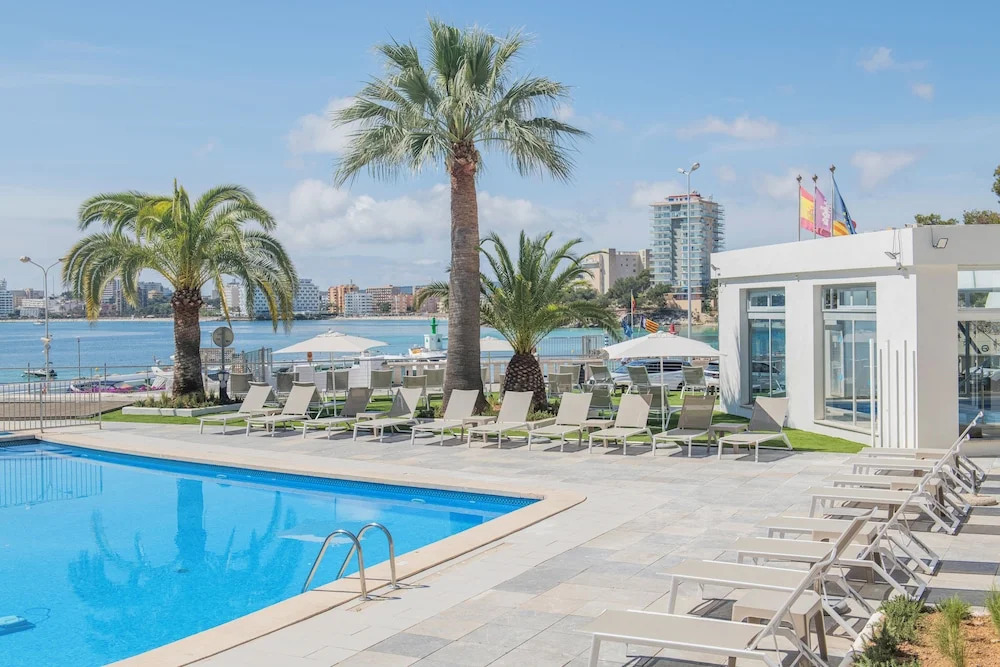 Suites Roc Portonova