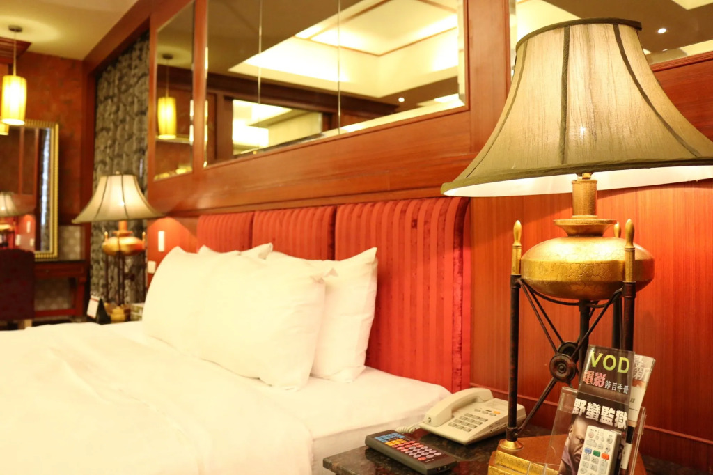 Seasons Boutique Motel