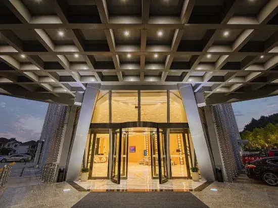 Golden Tulip Anji Huzhou