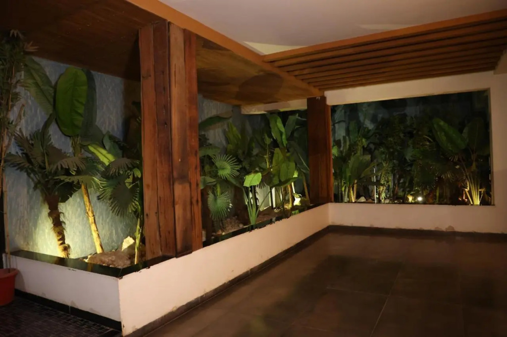 Hotel Varun
