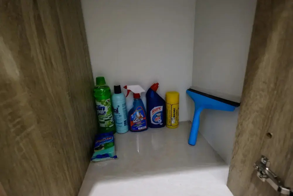 Exclusive Studio Apartment Springwood Residence