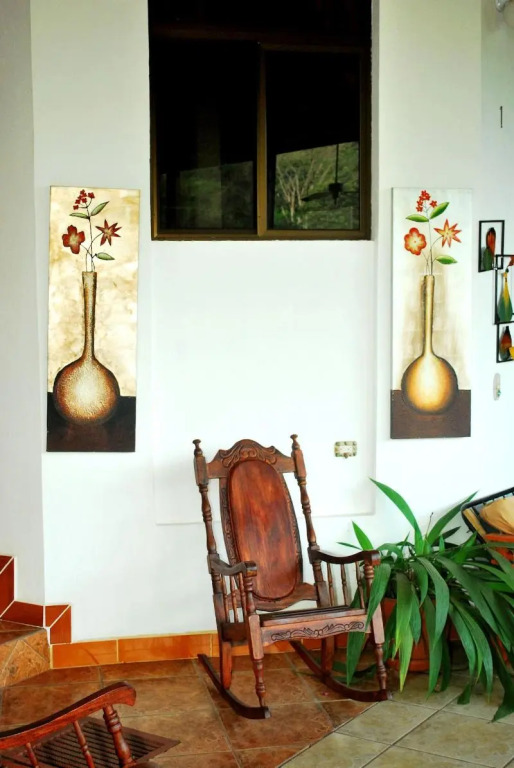 Natural Pacific Suites, private family rooms