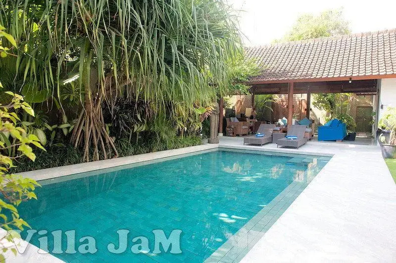 Villa Nana by Pertama Stay