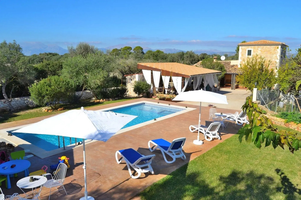 Villa Son Lleig, Muro 001