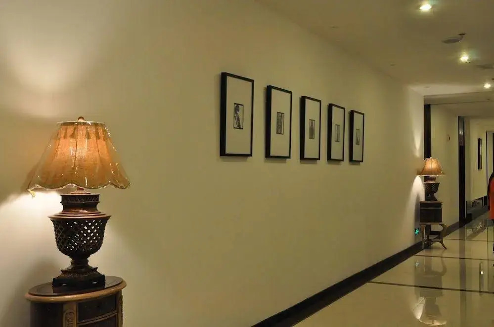 Nine Point International Hotel Chengdu