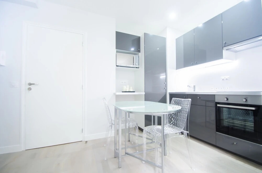 Luxury Apartment in Paris-Champs Elysées