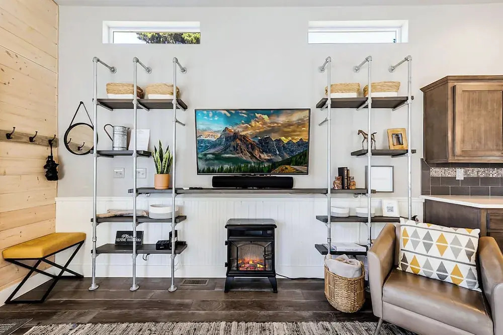 Sweet Seaview Home: Near Beach & Trailhead!