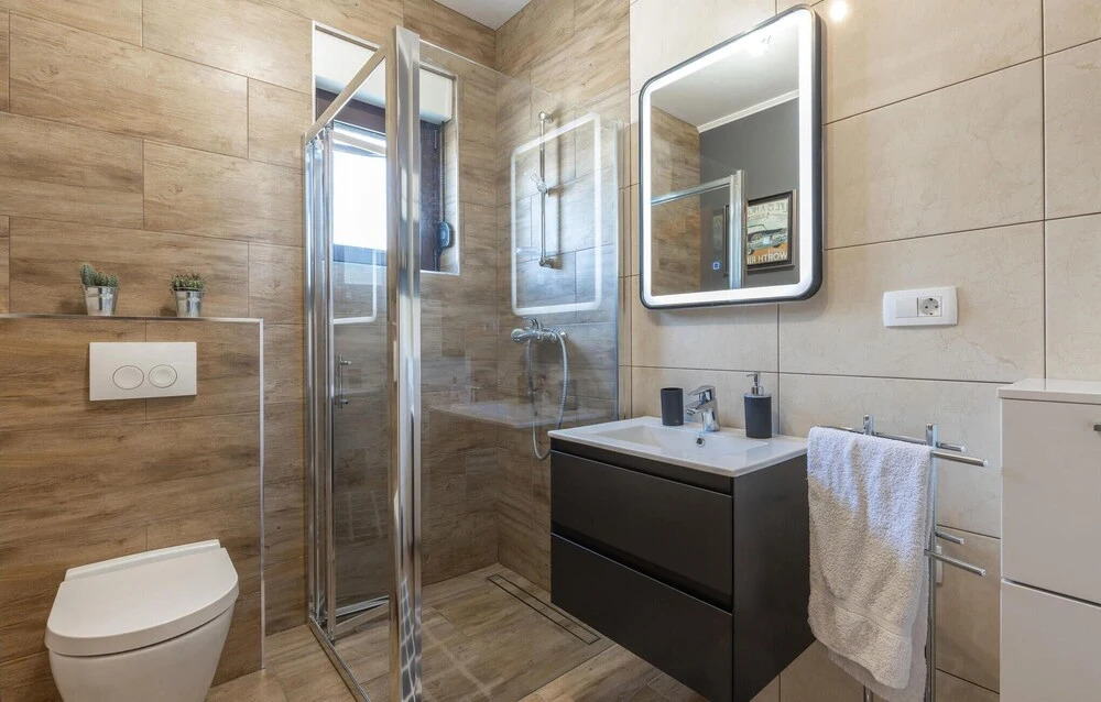 Nice Home in Novi Vinodolski With Wifi and 3 Bedrooms