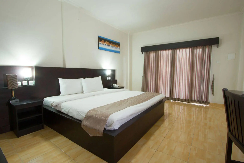 Hotel Ratna