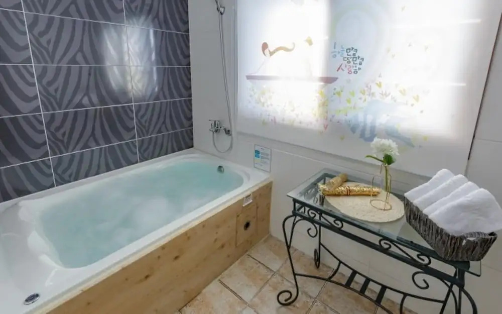 Gyeongju M and K Pool Villa Pension