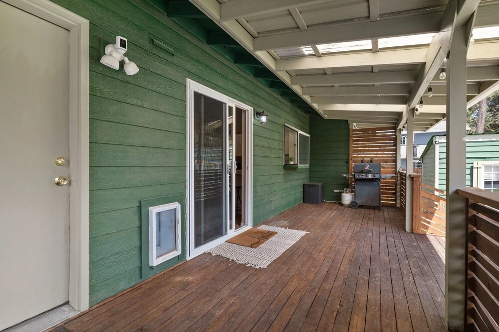 Labrador Retreat