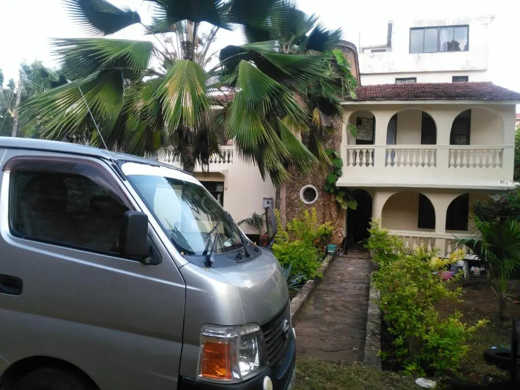 Akogo House - BnB , Hostel, Backpackers & Volunteer Center