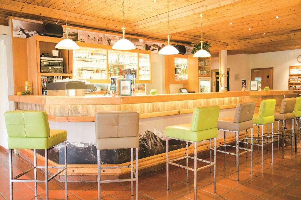 Hotel Das Gastein - ganzjährig inklusive Alpentherme Gastein & Sommersaison inklusive Gasteiner Bergbahnen