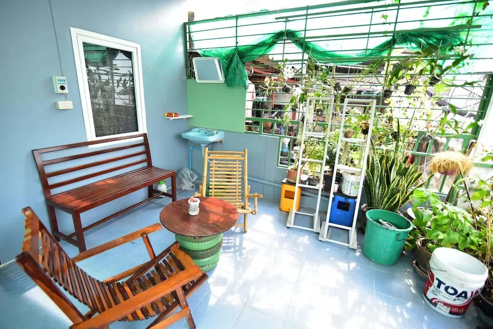 5 Minute Hostel