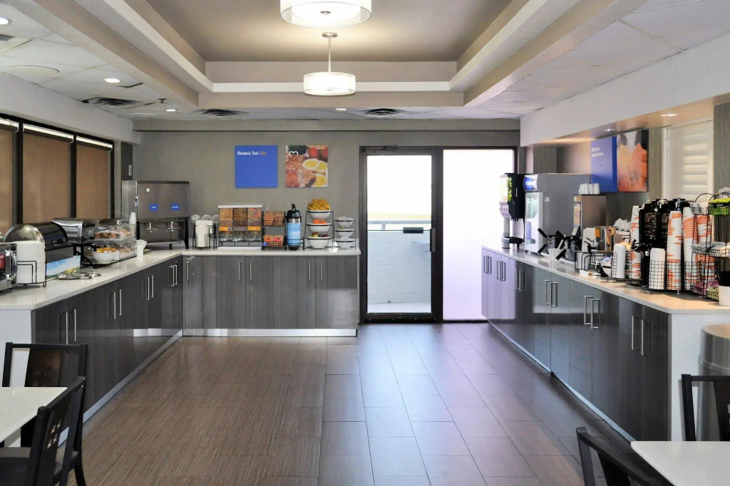 Fairfield by Marriott Inn & Suites Charleston Downtown
