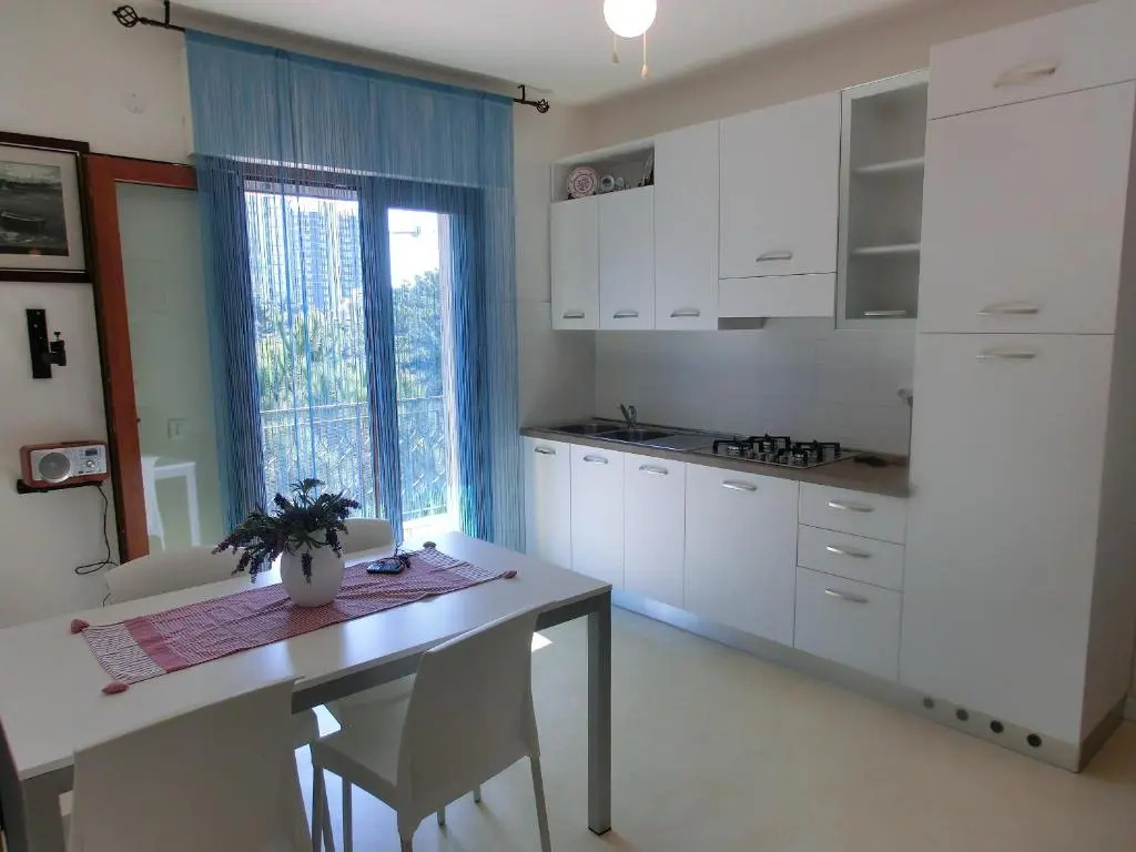 Lovely Renovated Flat With Terrace - Beahost