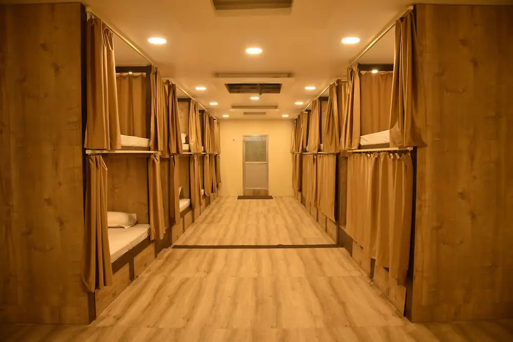 Hotel Relax Inn - Hostel