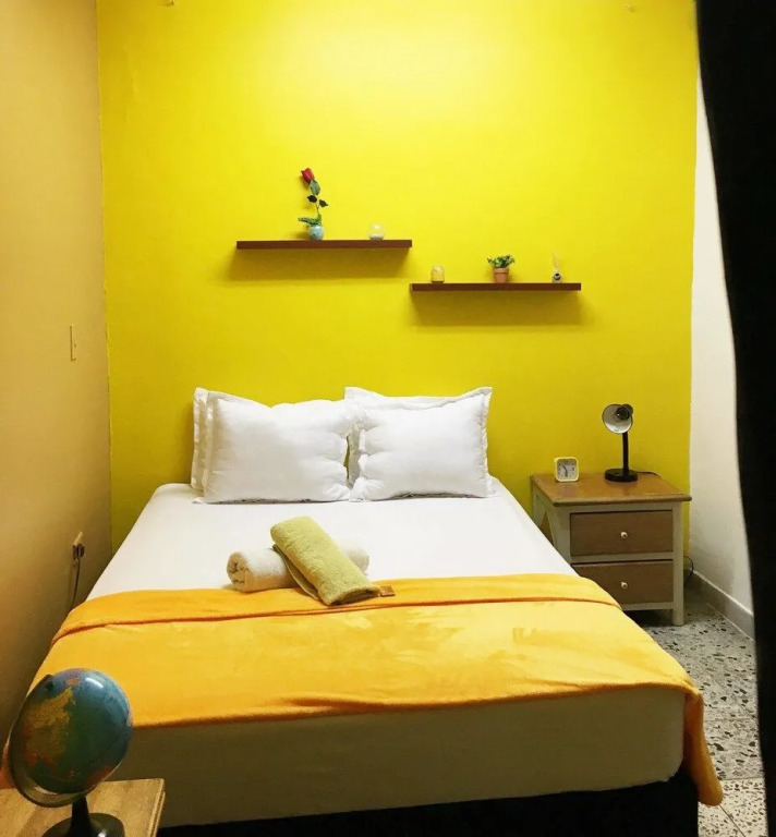 Buntes House-Casa Hotel Laureles-Estadio