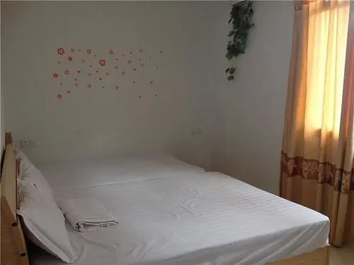 Jiajia Apartment Hotel