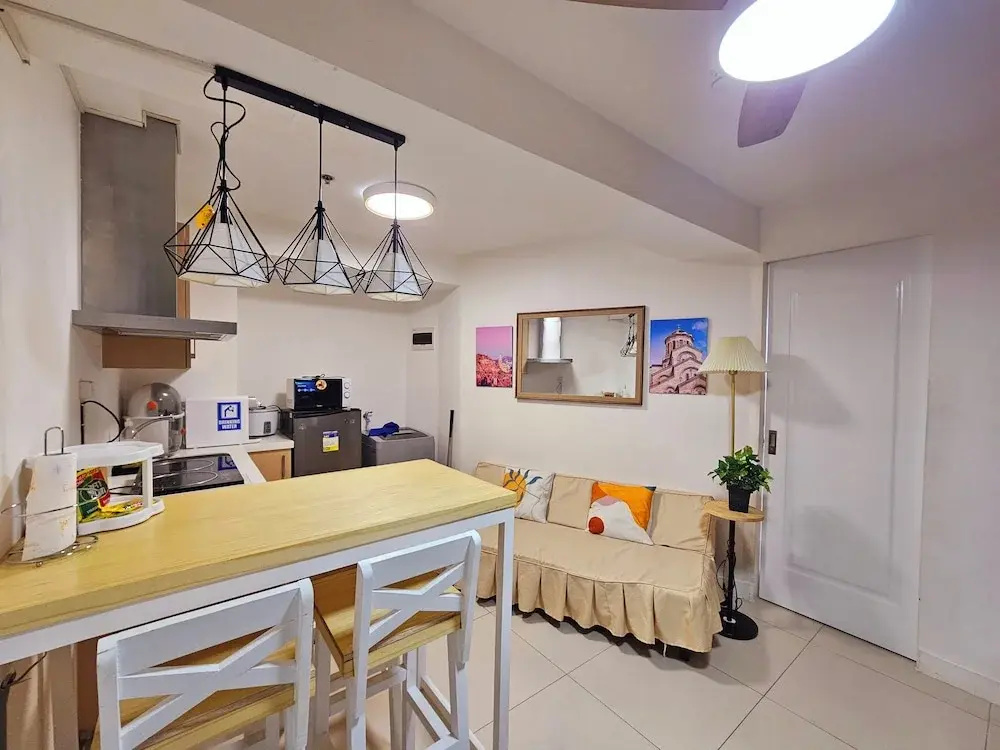 Acellyne's Suites at The Residences