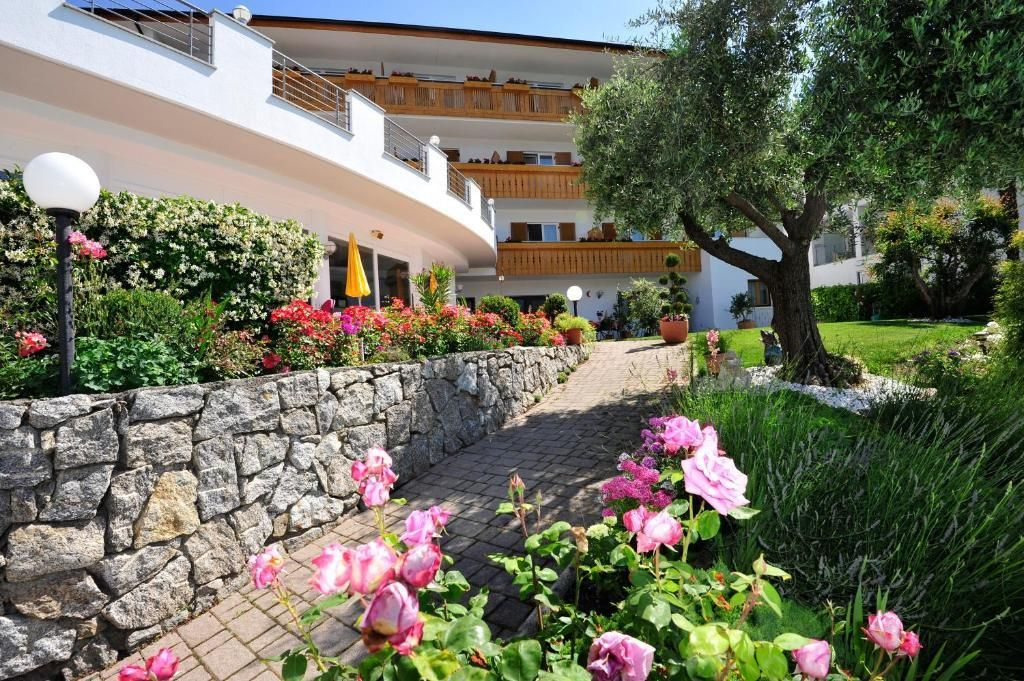 SomVita Suites
