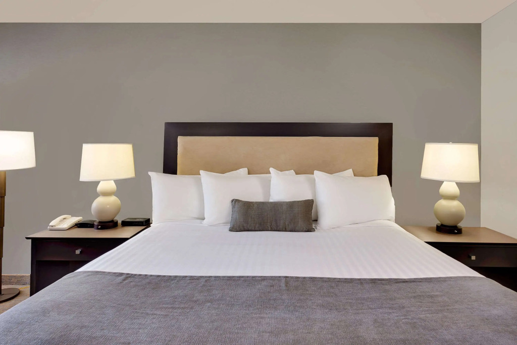 Ramada by Wyndham Kamloops
