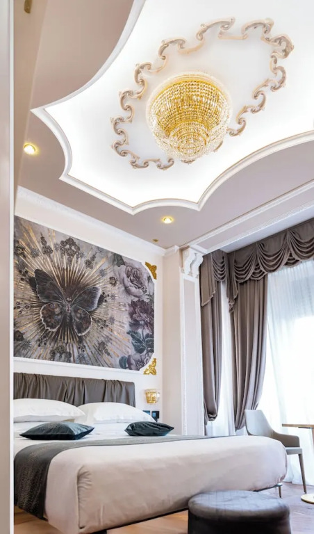 Queen Cattleya Suite