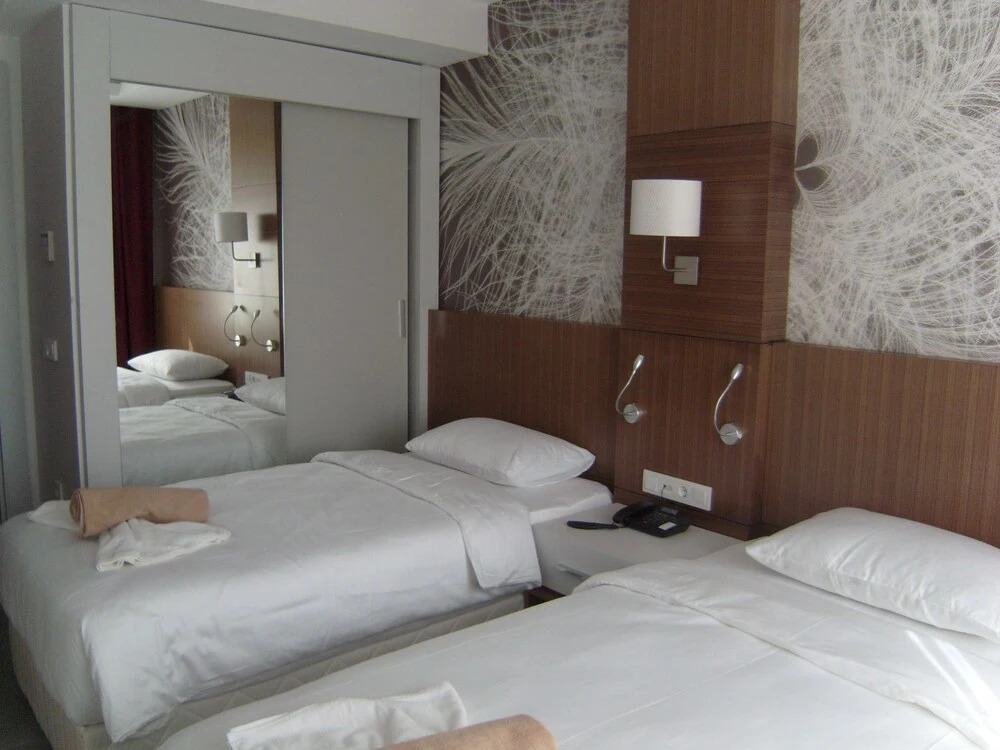 Marina Suites & Spa