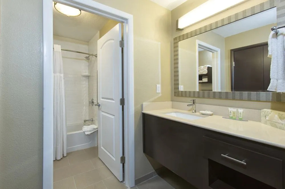 Staybridge Suites Orlando At Seaworld