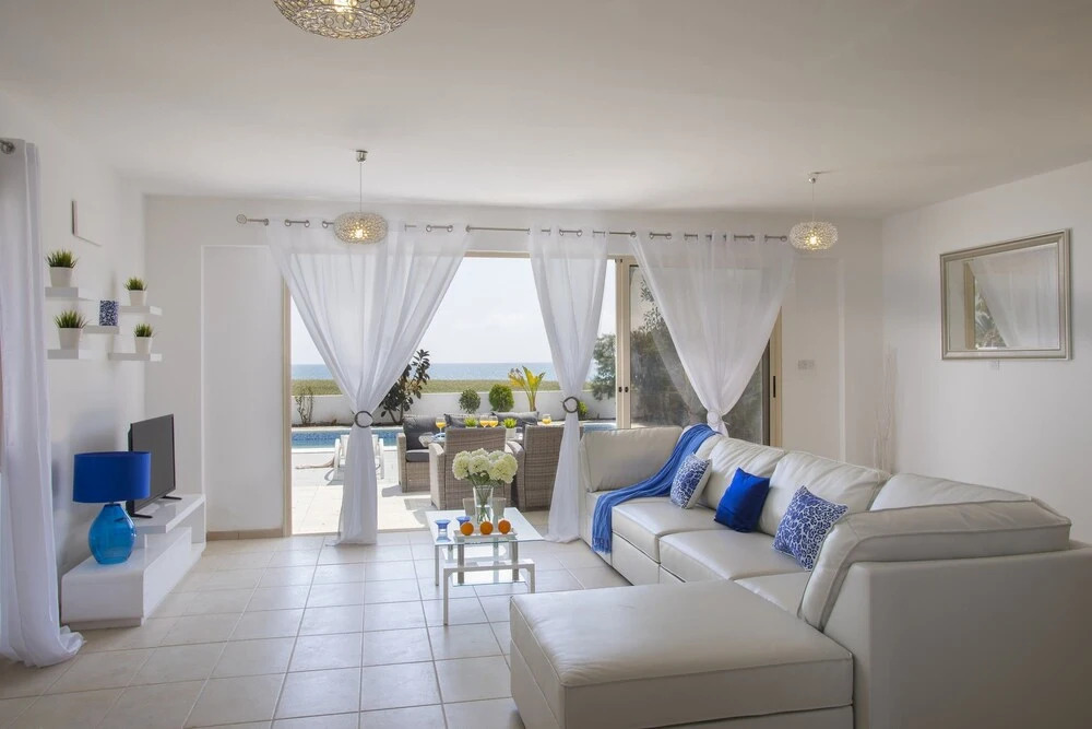 Mazotos Villa Iris