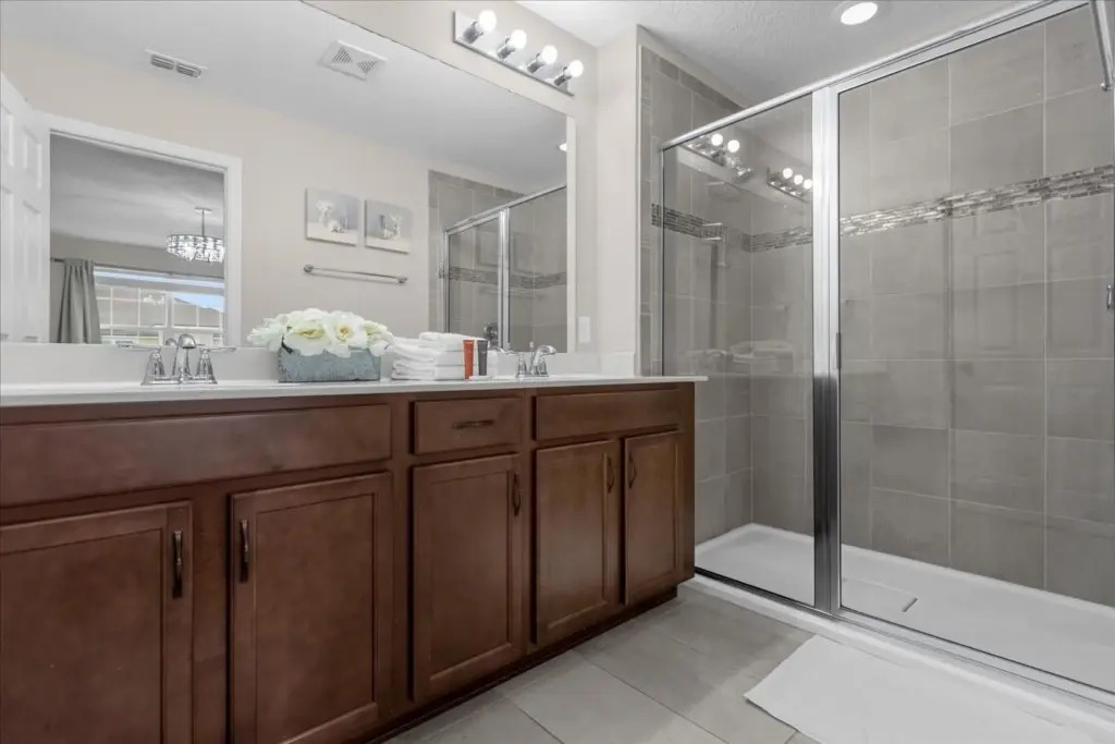 4 Bedrooms / 3.5 Bathrooms / Solara (1568 CP), Kissimmee, US