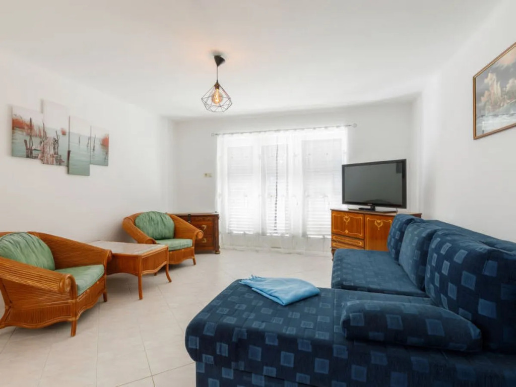 Holiday Home Violetta 3 by Interhome