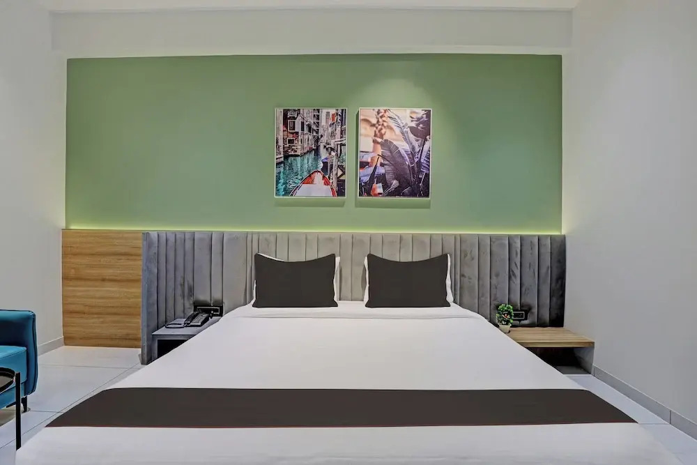 HOTEL LEE PLATINUM