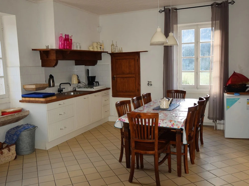 Lovely family home near St Cirq La Popie with private pool.