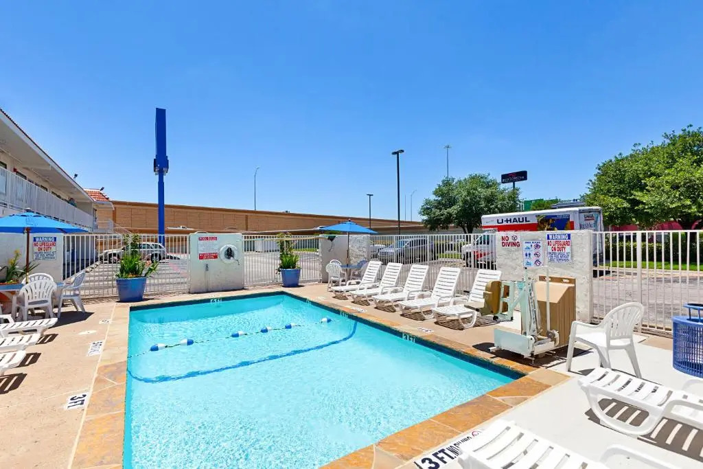 Motel 6-North Richland Hills, TX