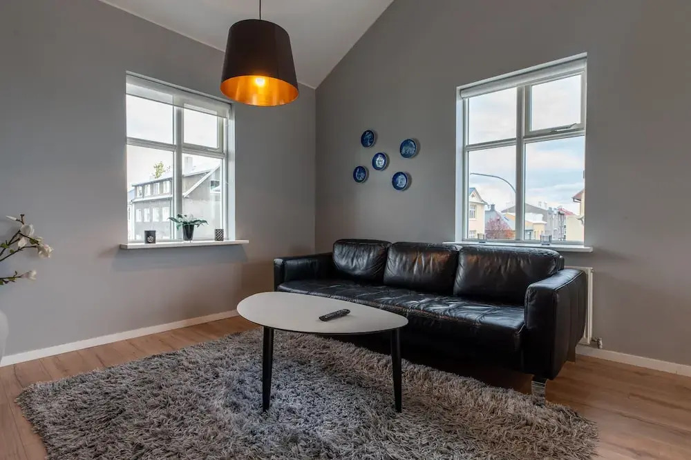 Baldur Apartments