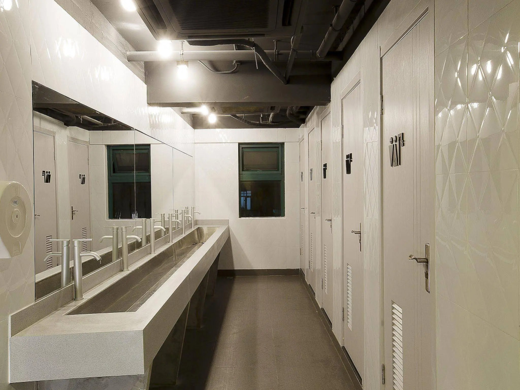 The Next Station Youth Hostel