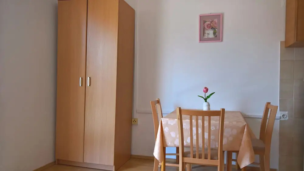 Studio "sweet Rose" Near Zr?e Beach and Town Center