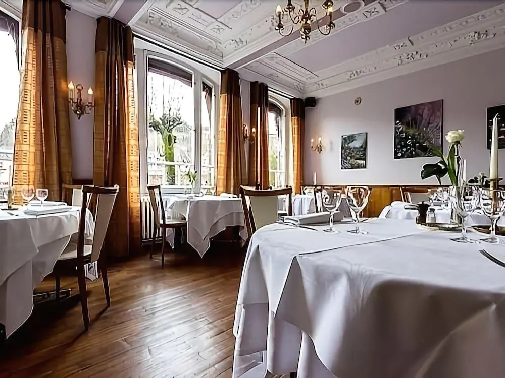 Logis Hôtel Regina