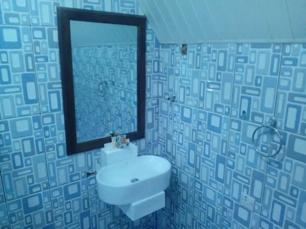 Ponderosa Travel Lodge